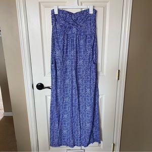 Garnet Hill Blue & White Maxi Dress ☀️